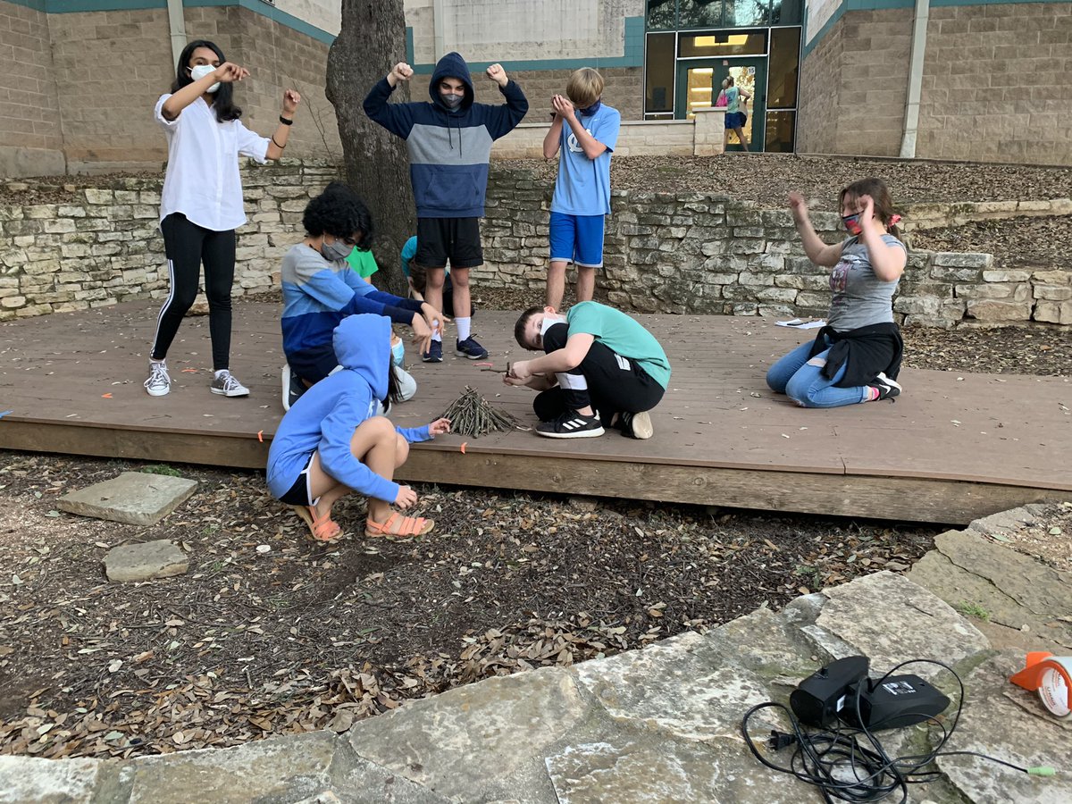 cevms_drama's tweet photo. Sometimes, the cast just needs to  make a symbolic fire to fend off Snowmageddon II. 😊☀️ @cevmsjags https://t.co/dDm3Z85AFj