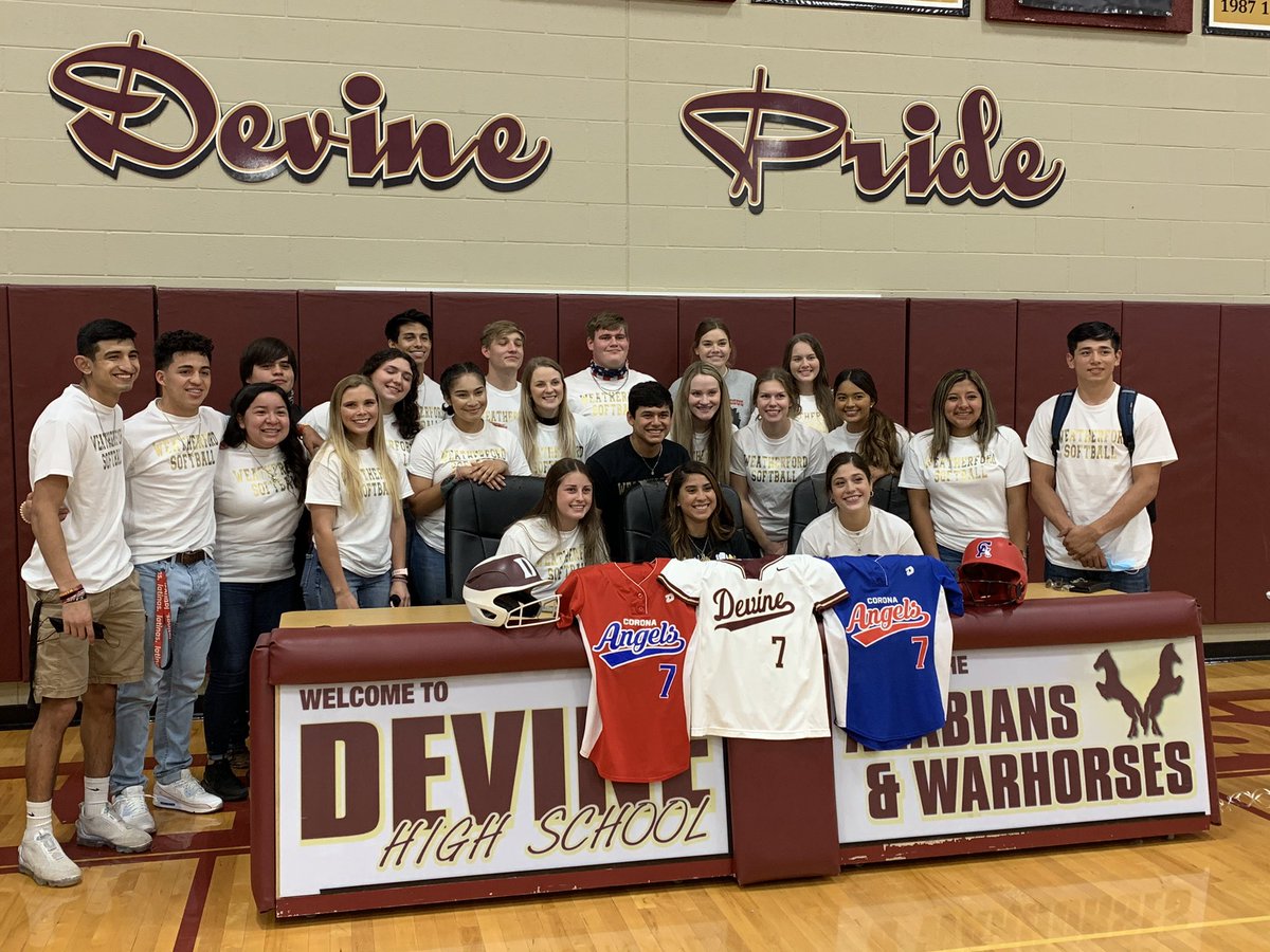 We would like to congratulate Jeanette Rios on signing with Weatherford College to continue her softball career. 🥎🐺 #hardworkpaysoff