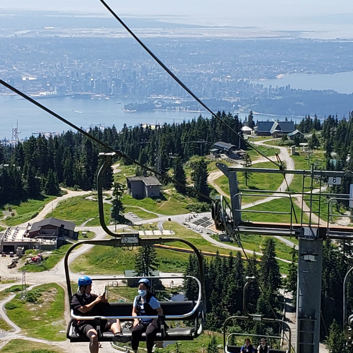 gypsy374's tweet photo. @ctv_marke @CTVMorningLive Here's a picture I took last summer, sitting on the chairlift... https://t.co/s5oBGNcS6C