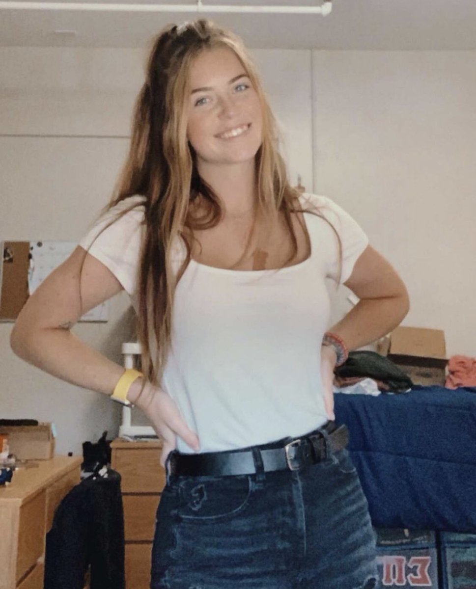 sigmapialpha's tweet photo. Happy 21st Birthday @madiisson_11!!! We appreciate all your hard work!!! Hope you have a great day girl! ❤️🖤 #SigmaLove https://t.co/glf65Qfoao