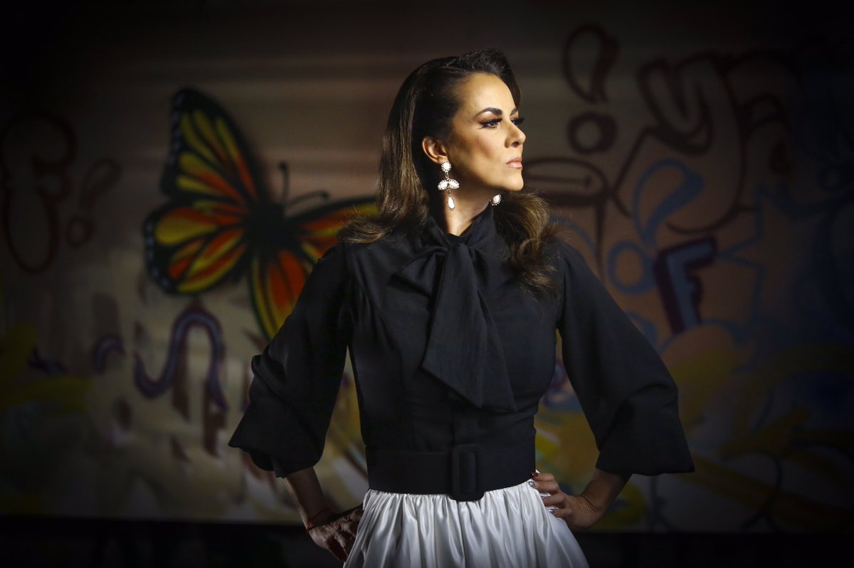 Entiende Que Ya el nuevo sencillo de Edith Márquez
 
 Estrena una balada ranchera donde el dolor se transforma en empoderamiento femenino, entregando así un clásico instantáneo para todas las mujeres que están listas para decir “basta” con el orgullo intacto.
 #nota180