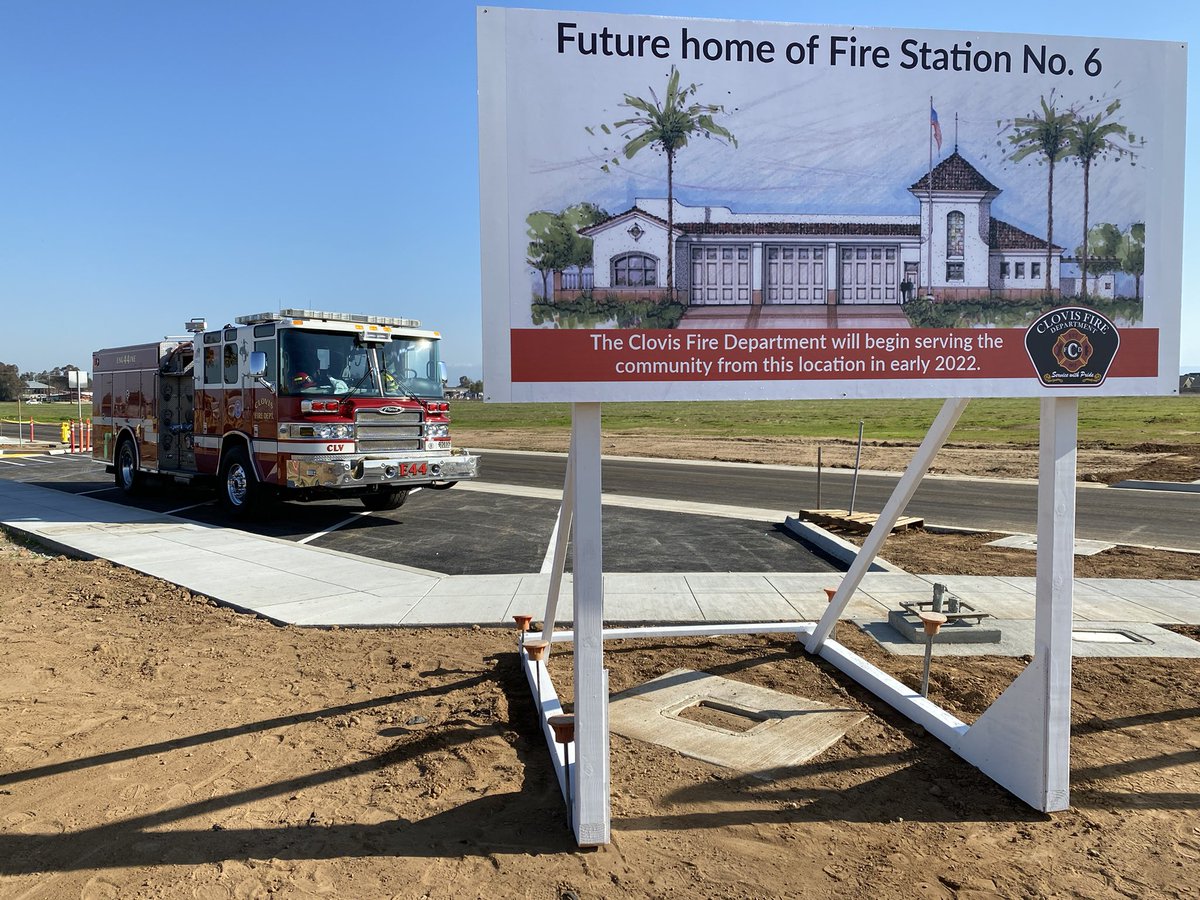ClovisFire's tweet photo. This will be the sixth fire station in Clovis and is located to meet the needs of the growing Loma Vista Community.
The Clovis Fire Department is in the process of hiring nine additional firefighters to staff the new facility.
Completion of the project is expected in early 2022. https://t.co/ugX7W6QqDl