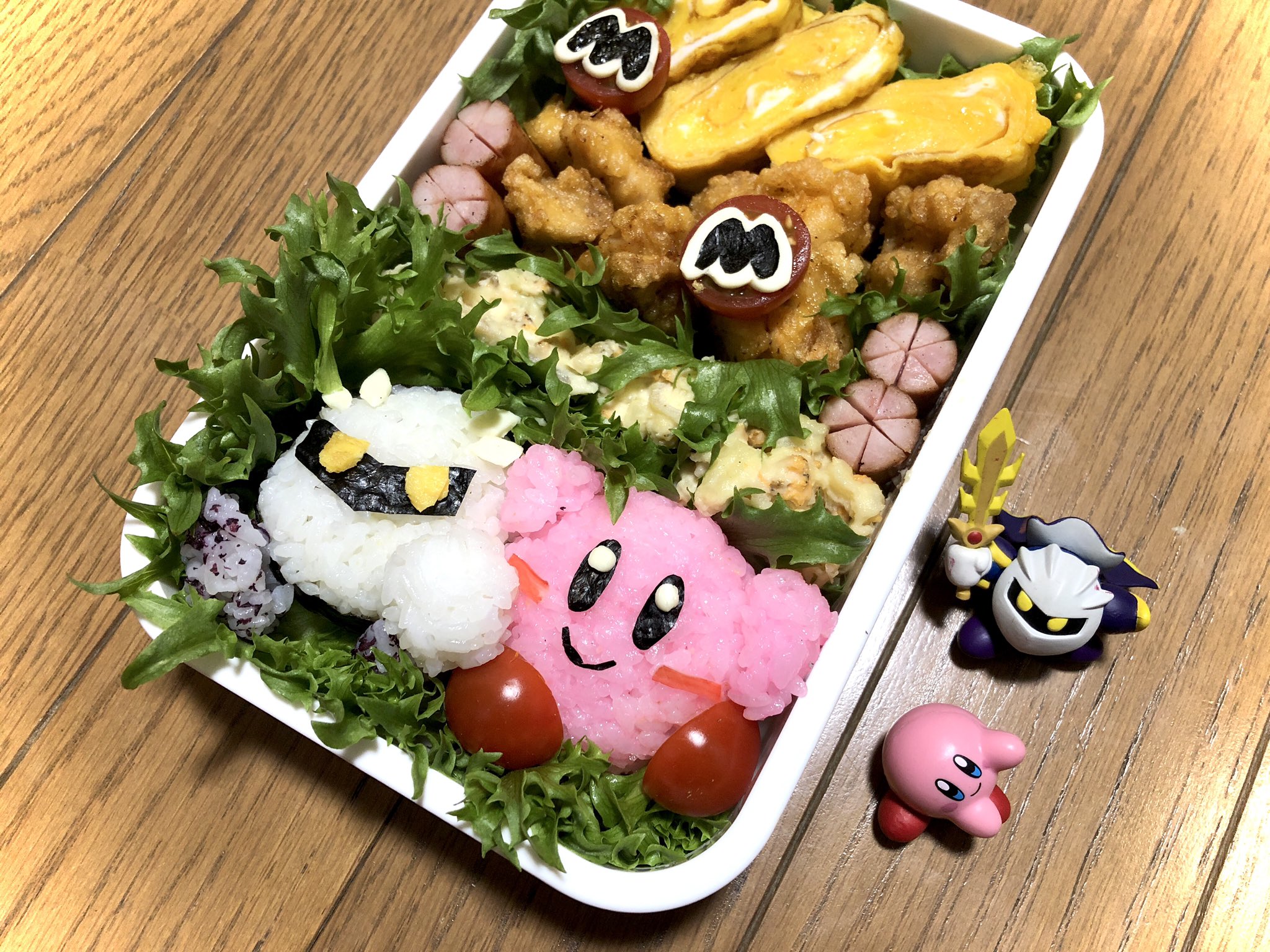 ことみ 久しぶりのキャラ弁 もちろんリクエストはカービィです マキシムトマトが1番苦戦したかな 遠足というほどのものでもないみたいやけど楽しんでこいよ キャラ弁 カービィキャラ弁 T Co B9osxqfndh Twitter