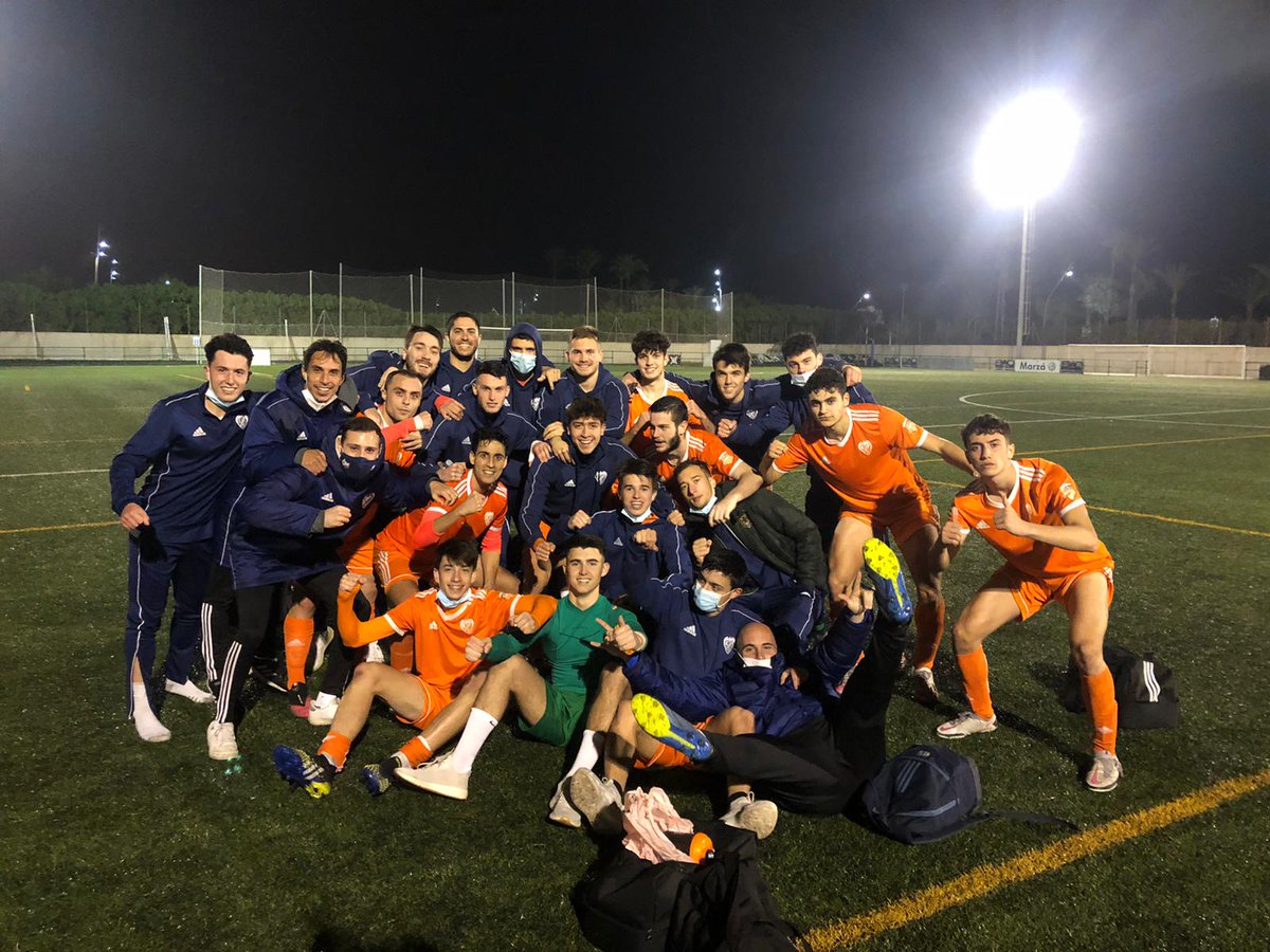 El Juvenil A vuelve a la senda del triunfo con un gran partido en Castellón! @JuvenilA_CDCS 0-2 Torre Levante
Grandes chavales! 
#vamostorre