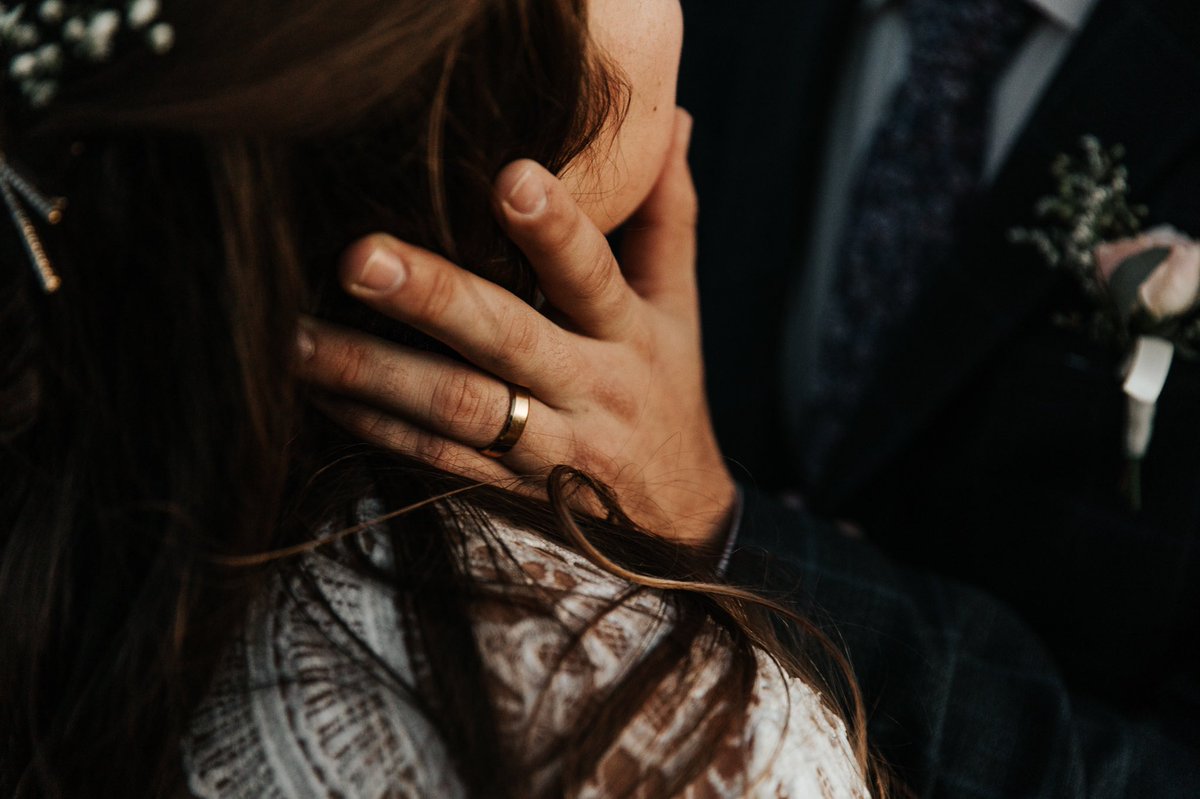 simplyyyamy's tweet photo. got married soo I had to post them everywhere🤪💗 https://t.co/S6SqN2qeCB