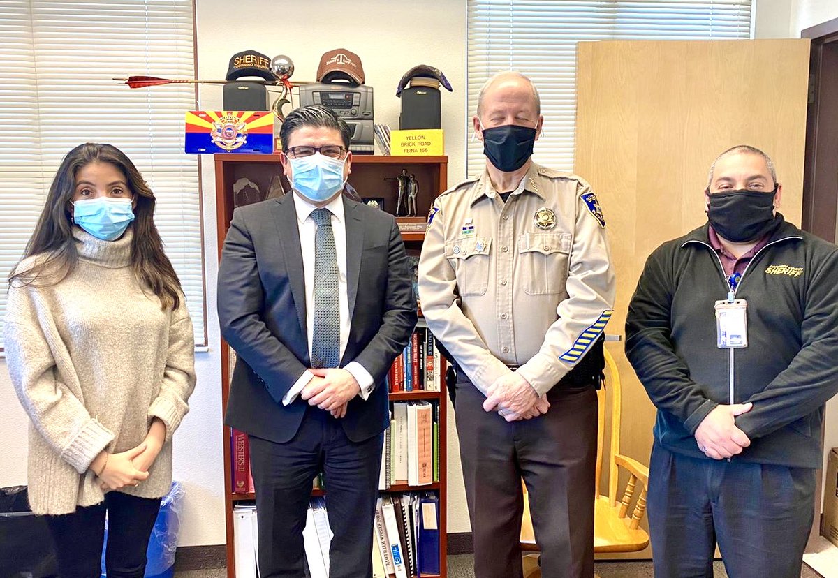 jorgem_yescas's tweet photo. I just met with #Coconino County Sheriff Jim Driscoll in #Flagstaff, whom I thanked for his strong support in favor of #ConsularIDs. He is very aware and optimistic about the bills #SB1420 &amp; #HB2458 being discussed today at the #AZ Legislature. https://t.co/97T8URMrl0