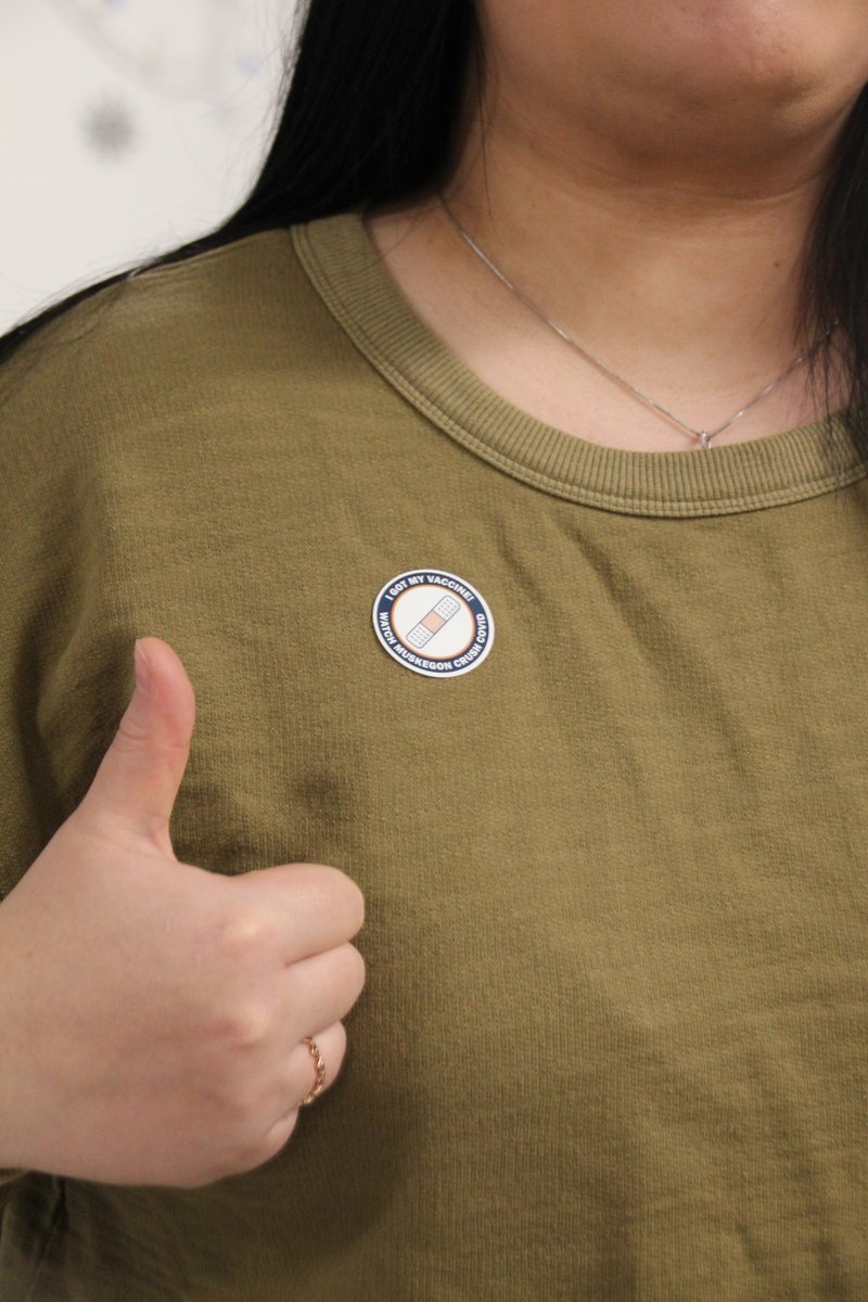 Vaccinations are up. COVID-19 infections are down. Muskegon County is doing great work to crush COVID-19! 
Have you received your vaccine? 
Thanks HealthWest for working with us on stickers!
#watchmuskegon #watchmuskegoncrushcovid
facebook.com/.../a.18291479…