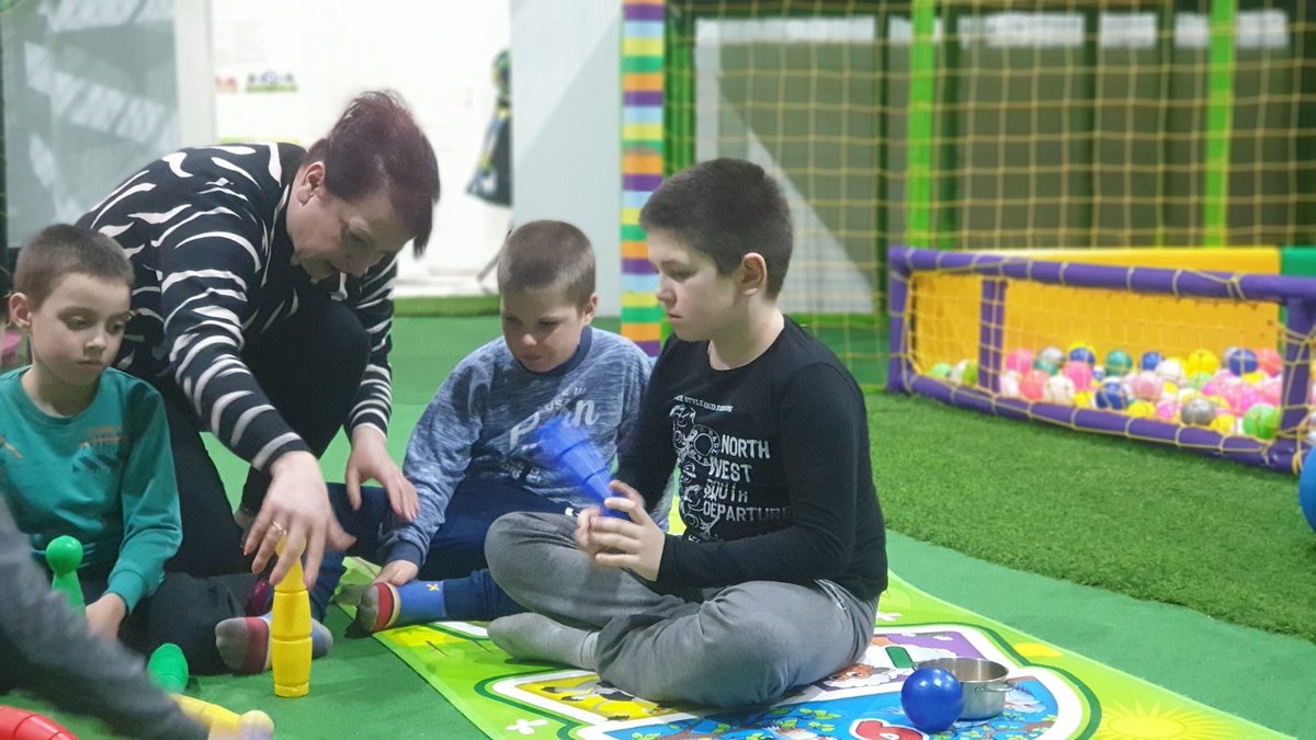 I danas smo bili vredni... Malo smo učili i malo se igrali 😊🤗💙