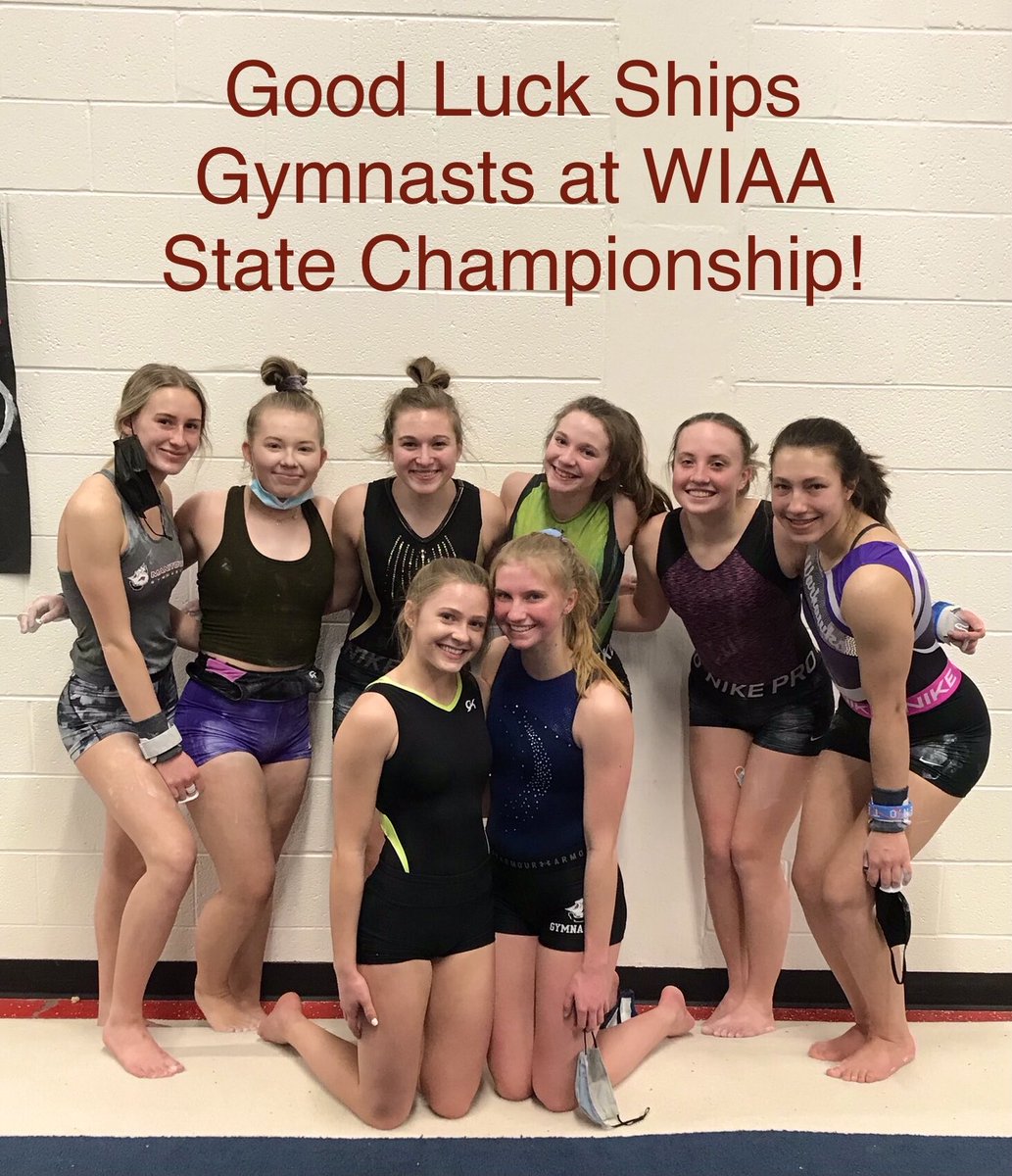 Caroline Ramminger and Ashley Block with their teammates!#goships #statebound