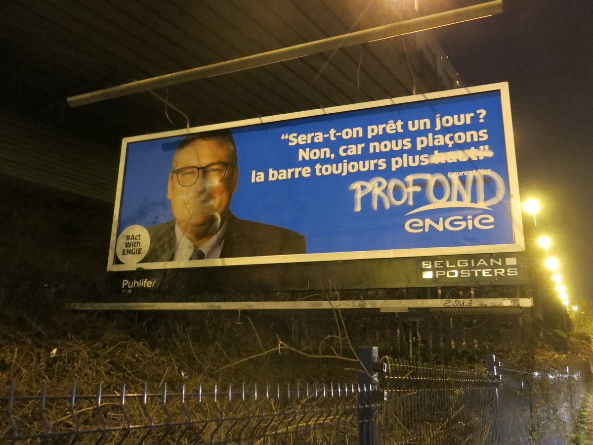 Action en front commun avec #XR #Liègepourleclimat #Liègesanspub pour questionner la dépendance de notre société aux #énergies et le #greenwashing permanent du secteur...