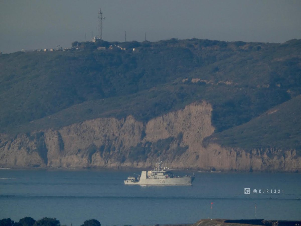 WarshipCam's tweet photo. HMCS Brandon (MM 710) Kingston-class coastal defence vessel coming into San Diego this morning - February 24, 2021 #hmcsbrandon #mm710
* photos courtesy of @cjr1321 https://t.co/aIFj6WRbFz