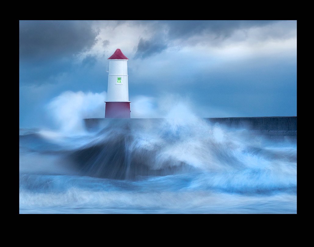 FLAMENCO.     No. 8 in the ‘Iconic Berwick ‘ project I’ve been working on. <a href="/VisitBerwick/">Visit Berwick-Upon-Tweed</a> <a href="/VisitNland/">Visit Northumberland</a> <a href="/discovernland/">Discover Northumberland</a> #lighthouse #Northumberland #sonyimages