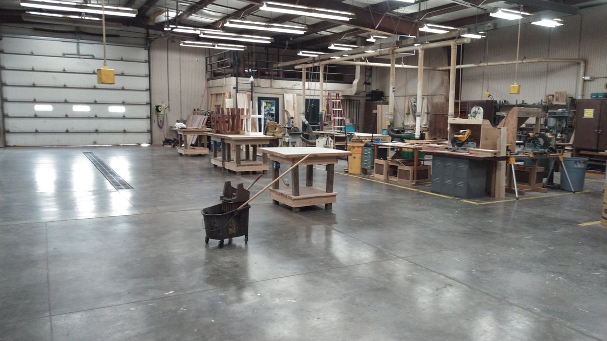 Petting Zoo was a success for FFA week and as an added bonus the shop got a good scrubbing.  #mepoclassroom #FFAWeek