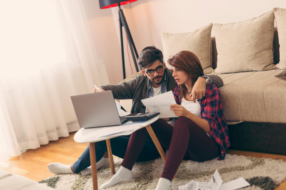 Managing finances as a married couple is difficult even if your relationship with a spouse is perfect. When you combine more than one budget and a handful of contradictory goals, things can get really messy. illinoistitleloansinc.com/managing-finan…