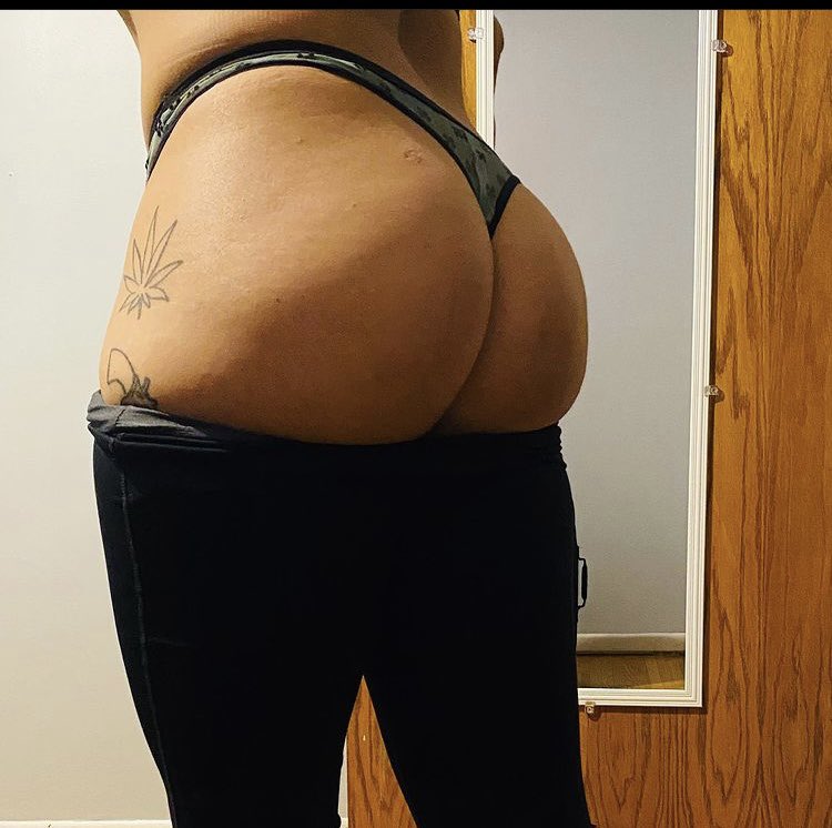 LaceandBooty's tweet photo. @AllFreeOnlyfans @Criquette16 Warning ⚠️ booty may increase to an extreme juiciness 🍑🥵.. subscribe to my only fans. The Link in bio takes you straight to the ass party.. #fitness #onlyfan #perkyass #kinky #onlyfanslatina #bubblebutt https://t.co/T5HF6UmkAG https://t.co/54YEulZojf