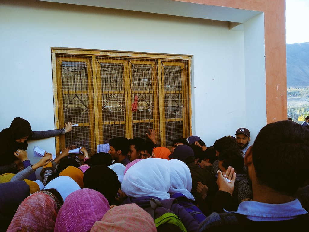 EbadieMohammad's tweet photo. PhDs in search of class iv level job
#modi_job_do 
#modi_rojgar_do
@jtnladakh 
@PMOIndia https://t.co/2xAEoh1B7d