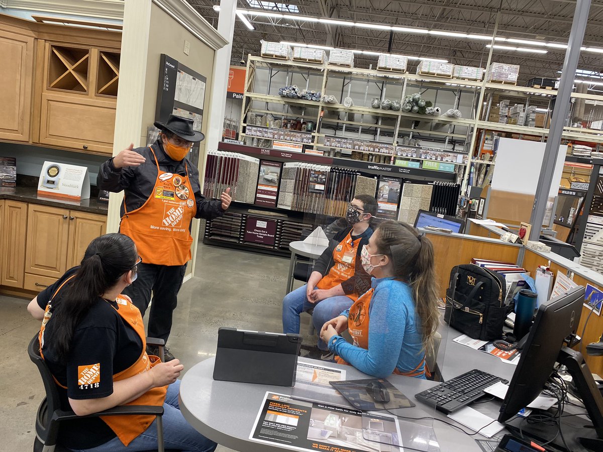 Best day PKing Ever!!! <a href="/THDPeter_Coombs/">Peter Coombs</a>  came in and PK’d me as well!! I earned a “I speak windows installations badge!!! Vancouver #4718 spreading powerful knowledge <a href="/amybaronhdi/">AmyBaronHDI</a> <a href="/y_atonna/">Yvette Atonna</a> <a href="/JaySpencer0604/">Jay Spencer</a> <a href="/JWilkesTHD4718/">Jwilkes</a> <a href="/Katie_S_Slack/">Katie Slack</a> @JonTrampeTHD <a href="/gcarter2741/">Carter Geoff</a>