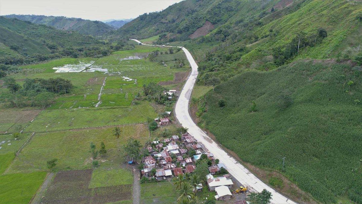 DPWH Improves Alternate Route in Bukidnon |  facebook.com/50056912005657…