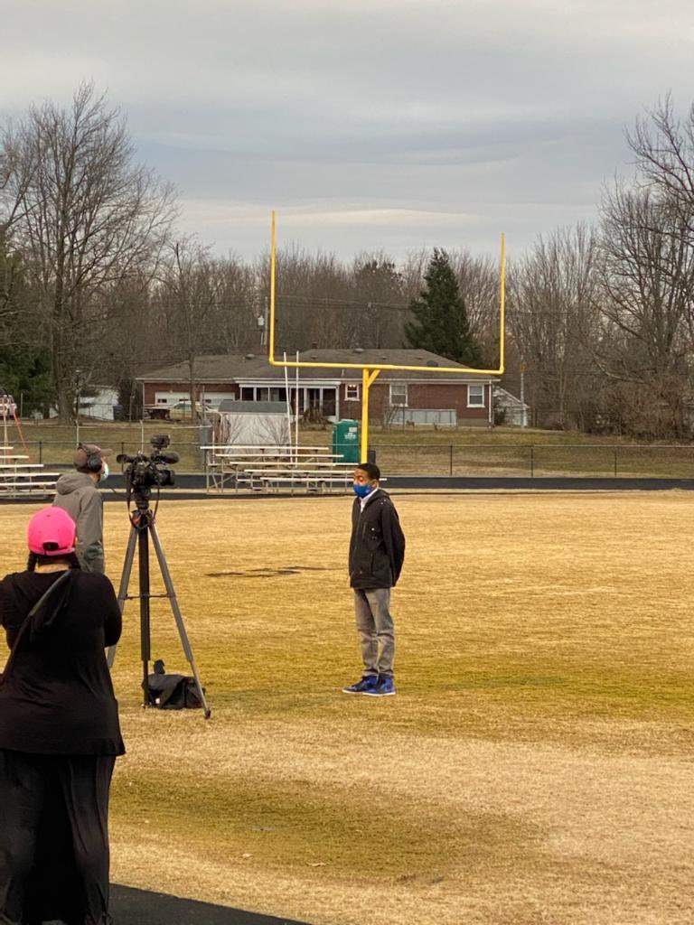 RamseyMS_JCPS's tweet photo. 💙Ramsey is literally soaring to new heights to celebrate Black History Month! ✈️ Thanks to our MLKU/BSU &amp; Tyler W. for these aerial shots of student created banners. Catch them on the news! More to come this week! 🧡#LiftEveryVoice @FernCreekHigh @JCPSDEP1 https://t.co/wneGM2zjlT