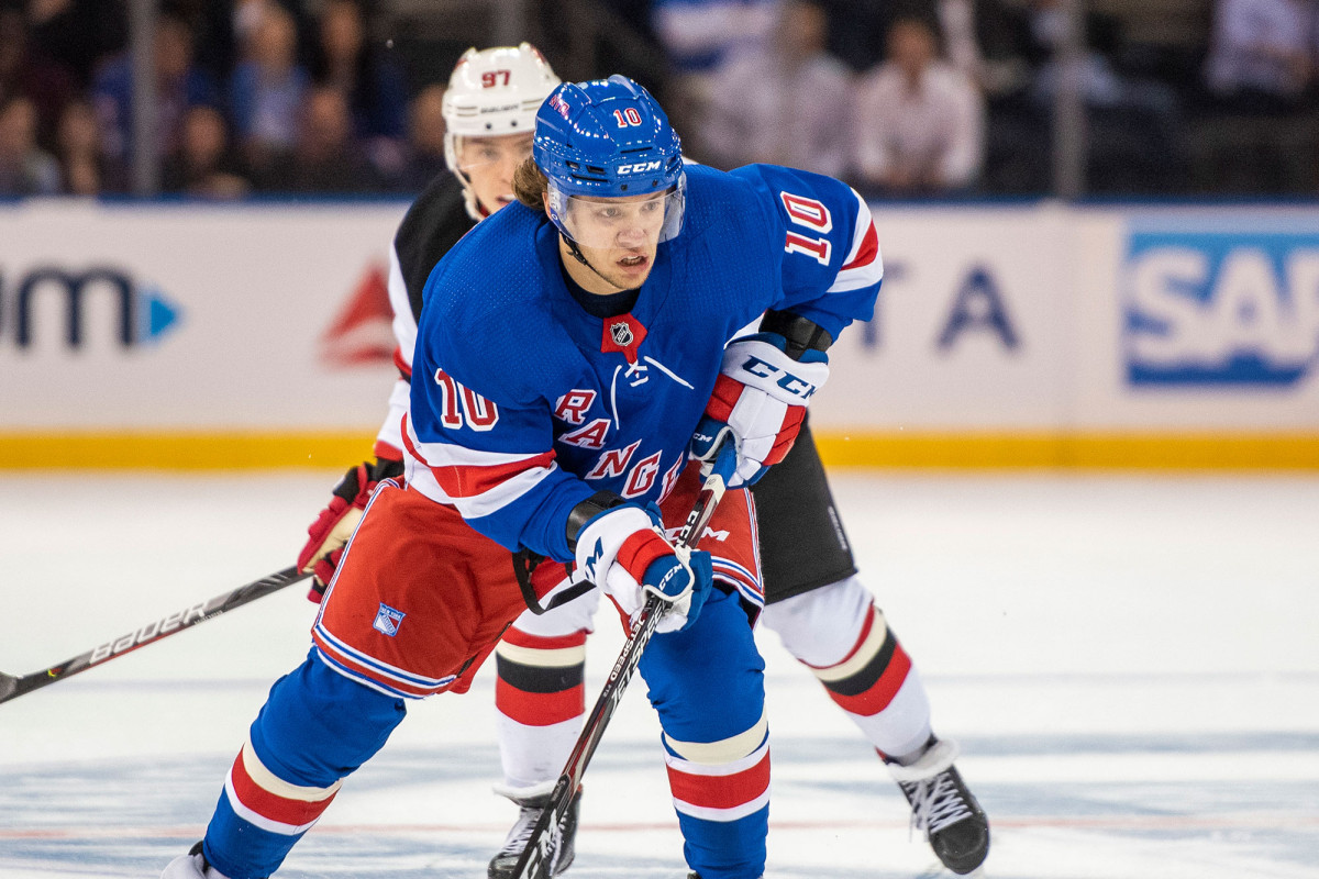 More ex teammates defend Artemi Panarin 'Villains' after Rangers star