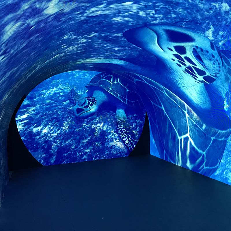 fuhuavr's tweet image. Read our Q&amp;amp;A on some top tips &amp;amp; recommendations for 180 degree curved projection screen. fuhuagame.com/interactive-le… #ledwallscreen #180degreecurvedprojectionscreen