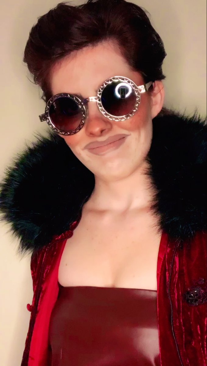 peachesnqueeen's tweet photo. Post an image of yourself as the final boss without downloading new pics. #finalpam #monsterfactory #cosplay https://t.co/UstUAqs0Kr