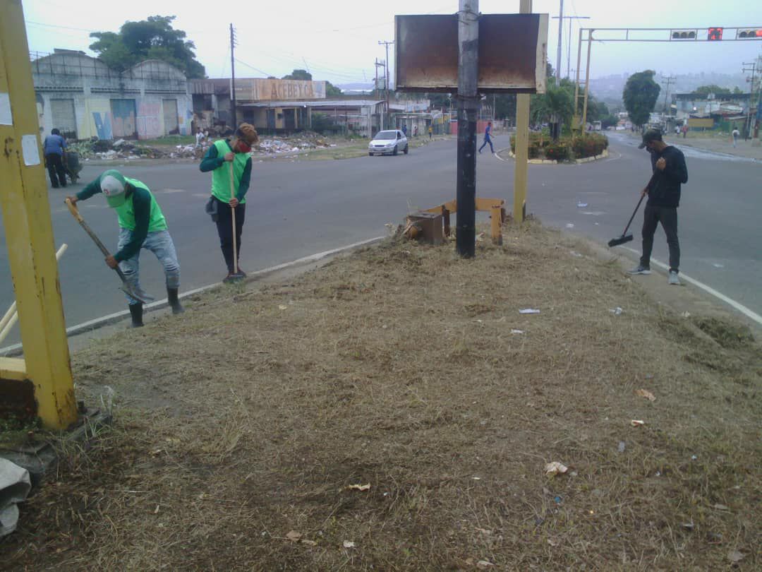 OviedoPSUV tweet picture