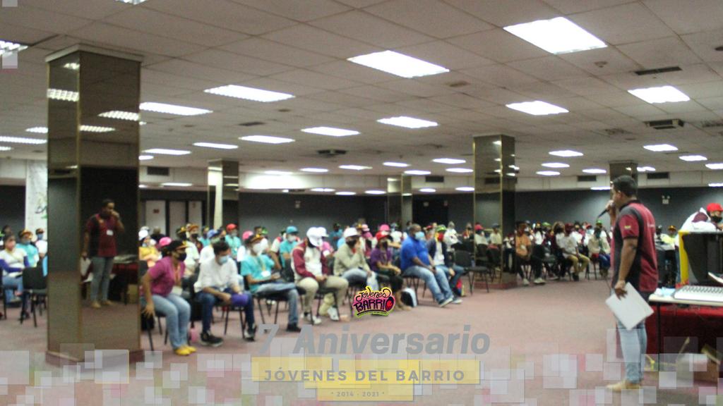 JovenDelBarrio's tweet photo. 🇻🇪 | Instalación del #7moAniversarioJDB 

El Movimiento Jóvenes del Barrio instalamos formalmente nuestro #7moAniversarioJDB hicimos un recuento de siete años de experiencia y mucho aprendizaje, revisamos nuestro Plan estratégico y líneas tácticas, así comienza esto. Es el Barrio https://t.co/X2jN6iv0Io