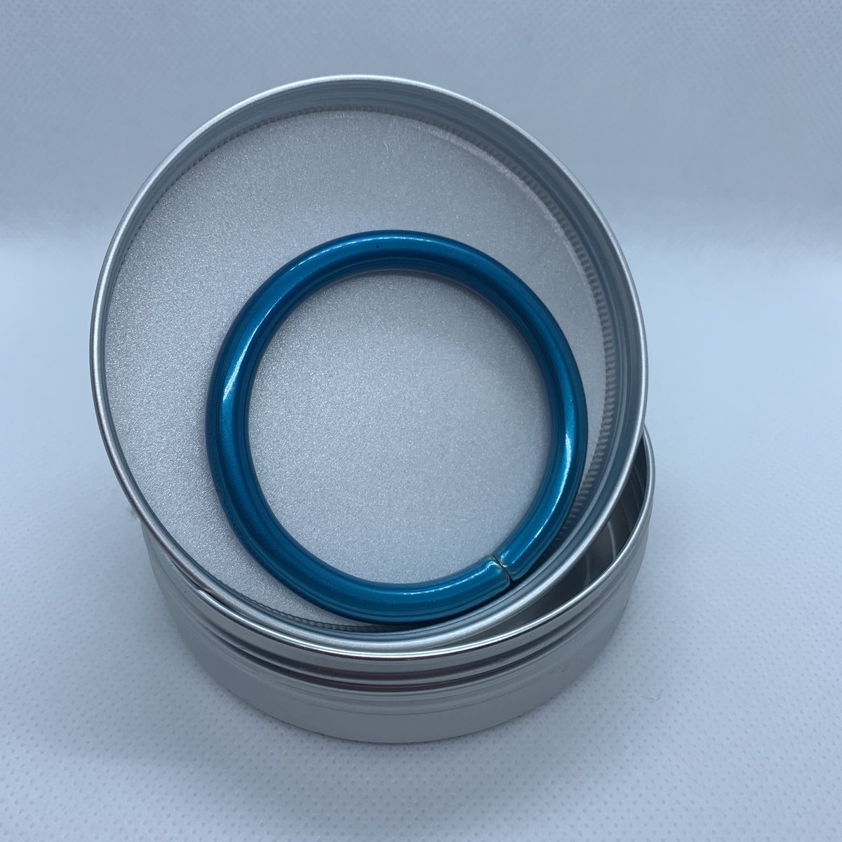 popperstuxtepec's tweet photo. Cock ring metálico 🍆🍆🍆

Retarda la  eyaculacion y más firmeza durante la penetracion 

•Disponibles en 2 colores: azul y plata https://t.co/pToV2kS7Tr