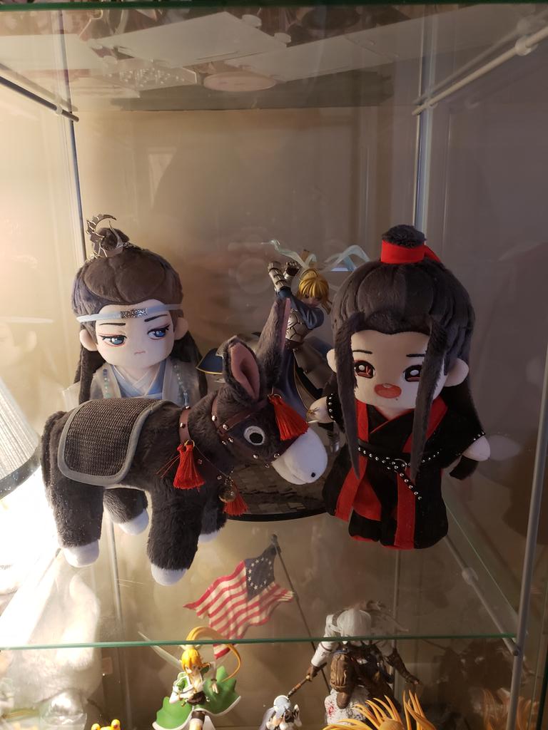 icarus_solaire's tweet photo. Also there are like a total of six of these in my house. A set for me, my roomie and our frand when we can send it to them. They're so cute ;;
#mdzs #theuntamed #cql #wangxian #lilapple https://t.co/wynrTjG7Y8