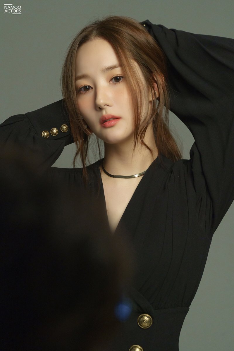 [#NEWS] 박민영, 고혹美 가득한 비하인드컷…독보적인 화보 요정 
▶ naver.me/xuIMYIgG
　
#박민영 #PARKMINYOUNG