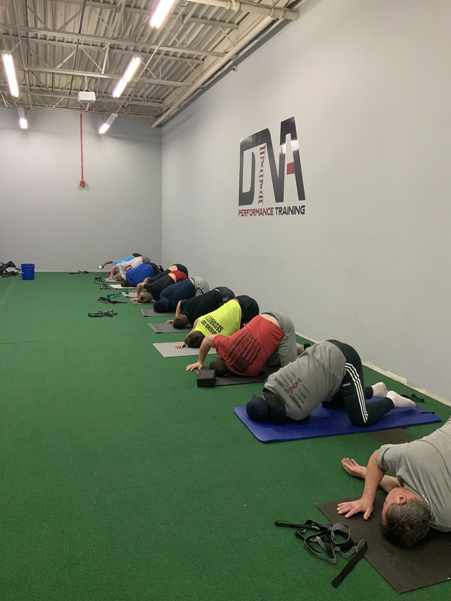 DNAPerform's tweet photo. First Wednesday Night Yoga session!! Working Flexibility and Mobility is KEY to becoming a better athlete! #DifferentNotAverage https://t.co/QrjYp6jcZW