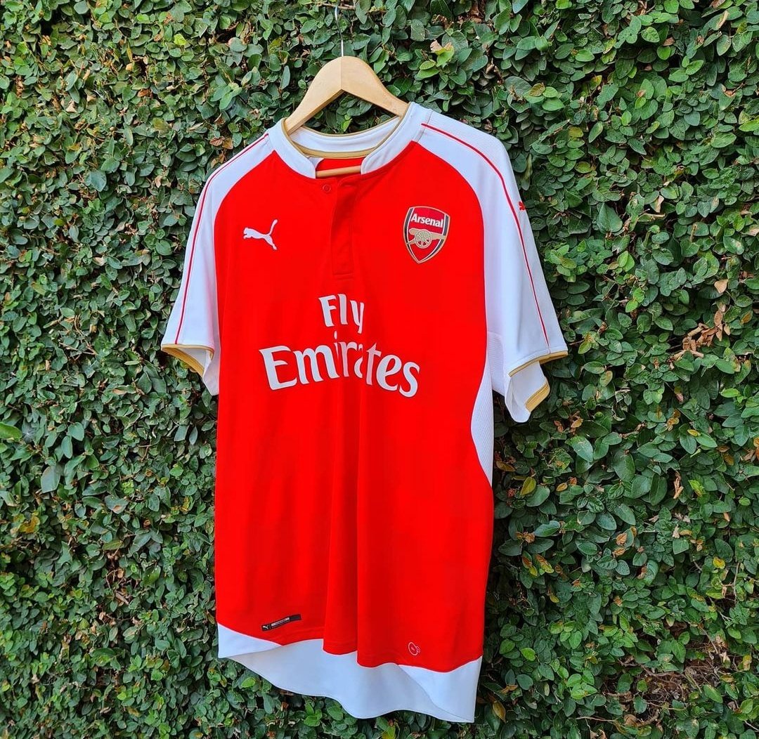 TradJerseys's tweet photo. ✔️DISPONIBLE✔️
ARSENAL F.C. - TOMÁS ROSICY - PUMA
TALLE XL: 58 x 73 cm
ENVÍOS A TODO EL PAÍS
#Traditionaljerseys #Gunners #Helarse #ComoVamosEnLaTabla #MejorNoPreguntes #EnElPesEraNorthLondon https://t.co/6DtM9AiDJT