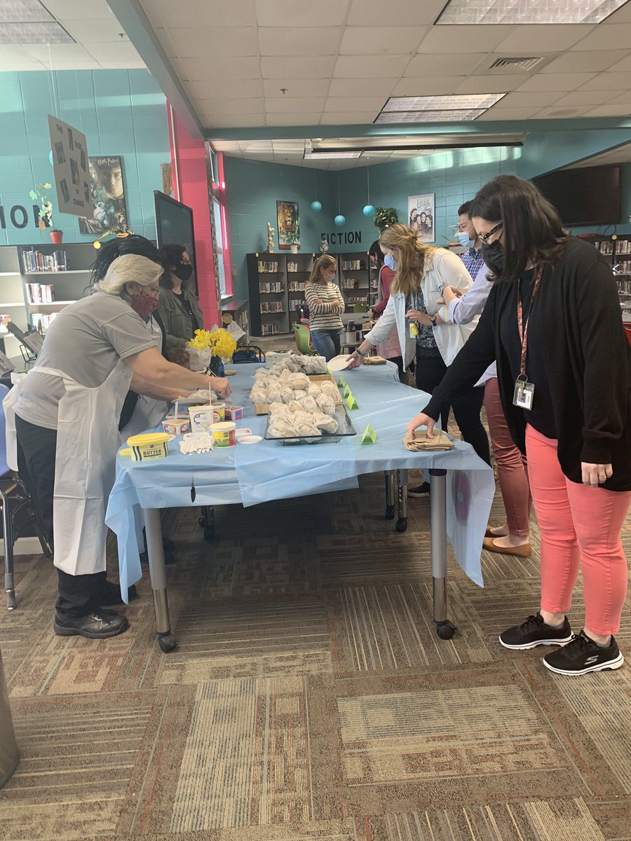 Rebecca Page (@senora_page) on Twitter photo Thanks to some kind & generous DMS parents, we were able to gift the teachers & staff a much-needed appreciation breakfast this morning 🌼 thankful for this Panther family and our parent & PTA support! 🐾 <a href="/DMSPanthers1/">Discovery Middle</a> <a href="/DMS_PTAmadison/">Discovery Middle School PTA</a> Thanks to some kind & generous DMS parents, we were able to gift the teachers & staff a much-needed appreciation breakfast this morning 🌼 thankful for this Panther family and our parent & PTA support! 🐾 <a href="/DMSPanthers1/">Discovery Middle</a> <a href="/DMS_PTAmadison/">Discovery Middle School PTA</a>