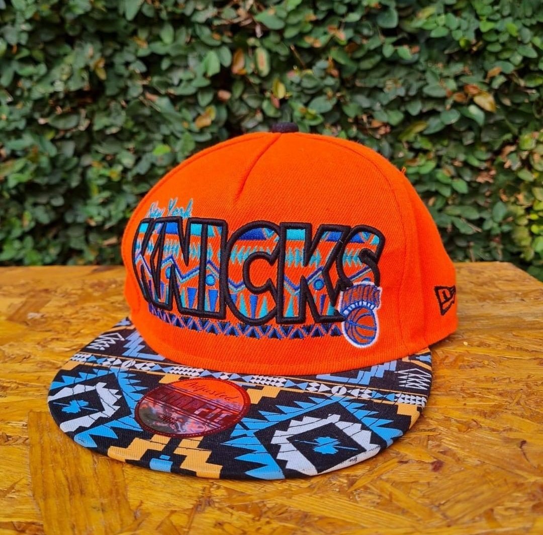 TradJerseys's tweet photo. ✔️ DISPONIBLE ✔️
NEY YORK KNICKS
ENVÍOS A TODO EL PAÍS
#TraditionalJerseys #Knicks #ElEquipoDeJoeyTribbiani #ElTanoDeFriends #JugoPhillJacksonAhi
#Godzilla #PusoHuevosEnLaCanchaDeLosKnicks https://t.co/XTNsnDqy2U