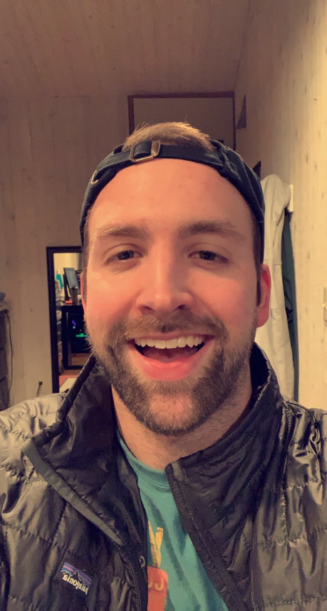 HeyNarwhal's tweet photo. 🚨Hey YouTube Community🚨

I'm a video editor looking for a job!

I've worked with @TypicalGamer, @OpTic, @Outlaws, &amp; plenty of other brands in the gaming scene.

In 2020 I helped grow "TG Plays" from 0 to 2,000,000+ subs in 7 months.

Please DM me!

https://t.co/a80YpM0uYL https://t.co/x92DufQqmd