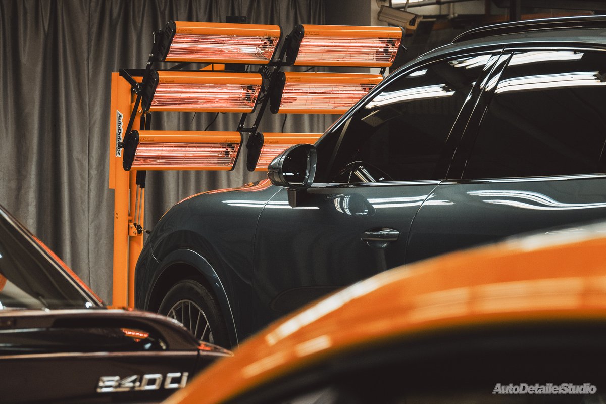 autodetailer's tweet photo. IR lamps curing our Hybrid Ceramic Coating, enabling cross-linking to create a durable coating surface.
#HybridCeramicCoating #SignatureDetailing #ElementsDetailing #ThursdayTips #AutoTips #AutoDetailerStudio #AutoDetailer #autodetailing #cardetailing #detailing https://t.co/NaNiGe0csM