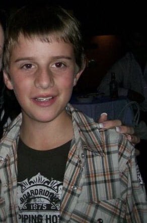 casuallyshit's tweet image. lil Gozu                                Big Gozu