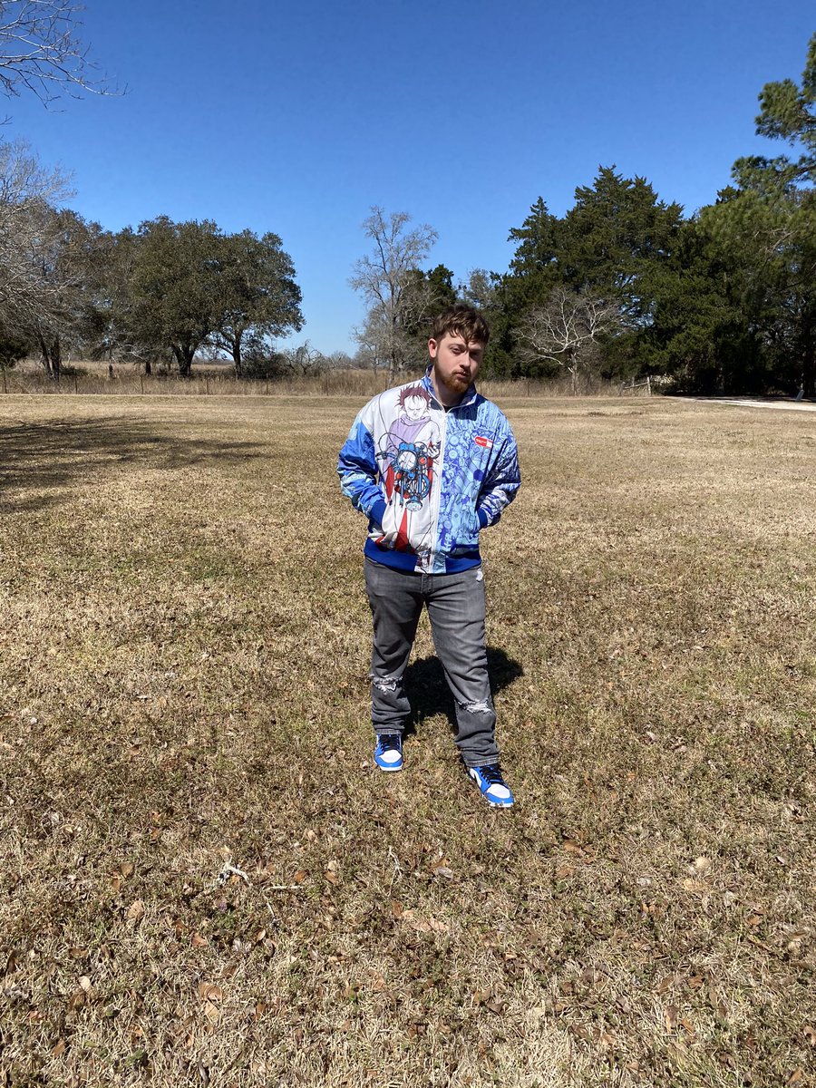 LordCapri's tweet image. Geez