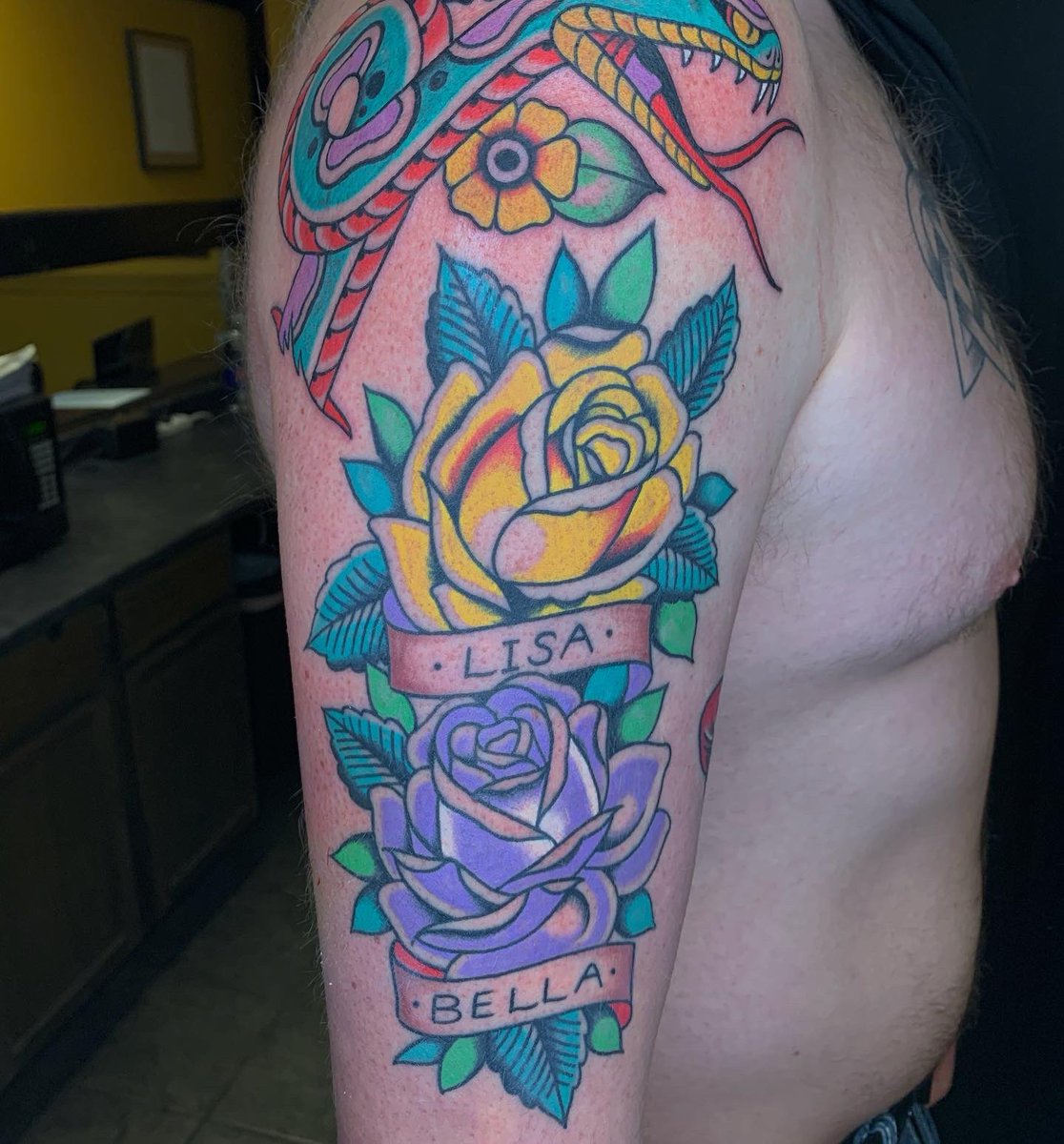 Mostly drawn on thang above some healed roses