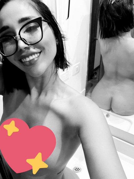 Nuevas fotos en mi https://t.co/HYoqaOkO9D https://t.co/hYlC3CvBss