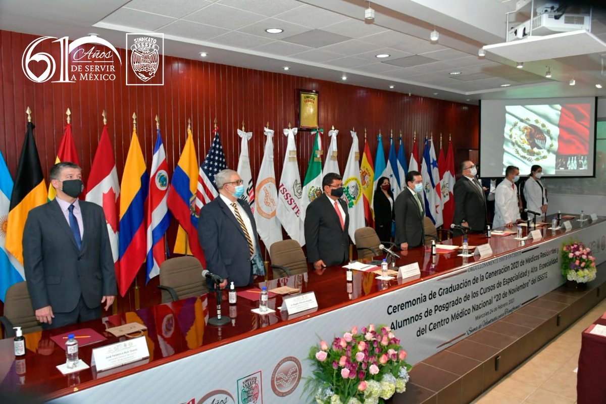 sntissste's tweet image. Ceremonia de graduación de 251 médicos residentes del CMN del ISSSTE, #TrabajoEnEquipo  #SumaDeVoluntades @sntissste sede del evento @LuisAntoRamirez @cmn20noviembre @ISSSTE_mx @drmerino75 @RamiroLopezE
Orgullosamente ISSSTE-SNTISSSTE