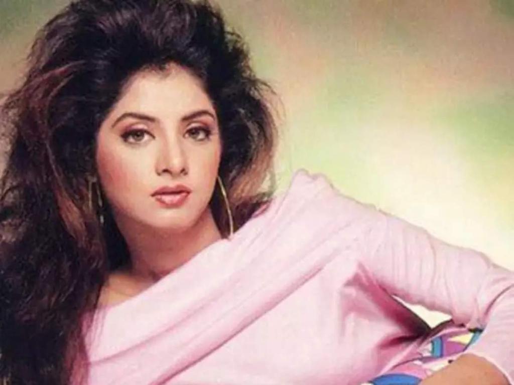 Happy Birthday Divya Bharti 
The barbie doll of Bollywood
SUSHANT ON DILBOARD 