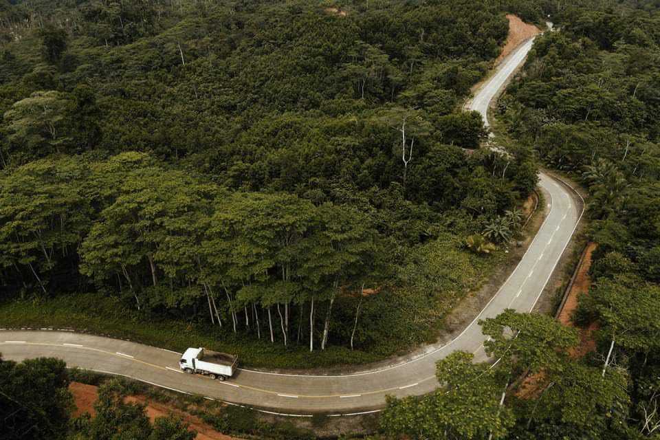 DPWHph's tweet photo. Bypass Road Projects to Reduce Travel Time To Bislig, Surigao Del Sur | https://t.co/uicKjaJU8J https://t.co/0GD0fdFg6o