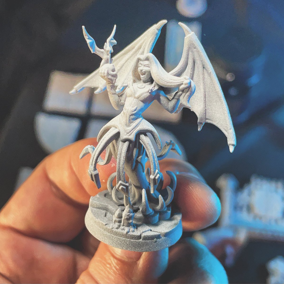 Celeste Silver. Lucien’s dark mistress.
🦇

#castnplay #dndminiatures #dndart #miniatures #trrpg #rpgdemesa #anycubic #3dprint #curseofstrahd #wizkidsminiatures #warhammer40k #wargaming #tabletopwargaming