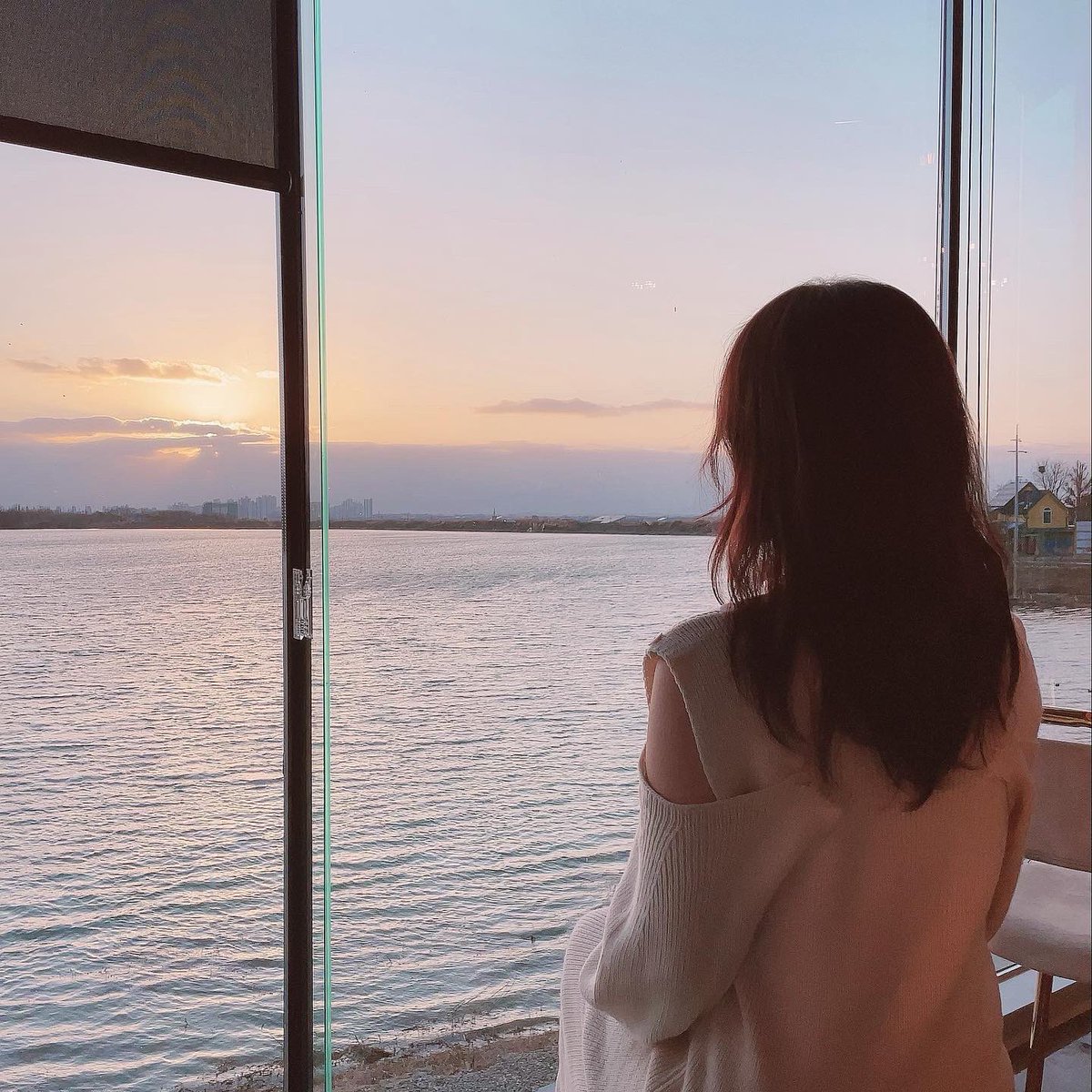 LiLa__Violet's tweet photo. .
요즘 해질녘이 그렇게 이쁘더라🌅💕 https://t.co/ECyKmL114f