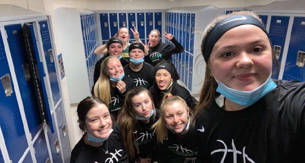alexbrasky's tweet photo. The Alexander girls basketball team improved to 6-0 tonight with a win, 51-48 over Oakfield-Alabama. The Trojans are currently the top seed in Class C1. 

#SectionV https://t.co/8b4SylU64U