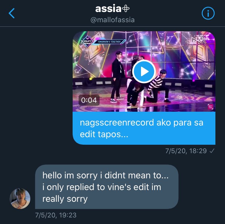 choistruggles's tweet photo. hbd miss assia im sorry for clowning u @mallofassia https://t.co/RBS3u7ENlY