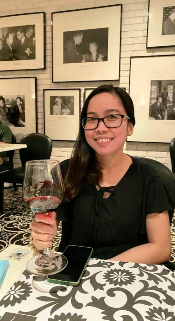 mariemarsweet's tweet photo. A glass of wine once in awhile!❤🍷 #cheerstolife☺ https://t.co/8OumVpYN1h