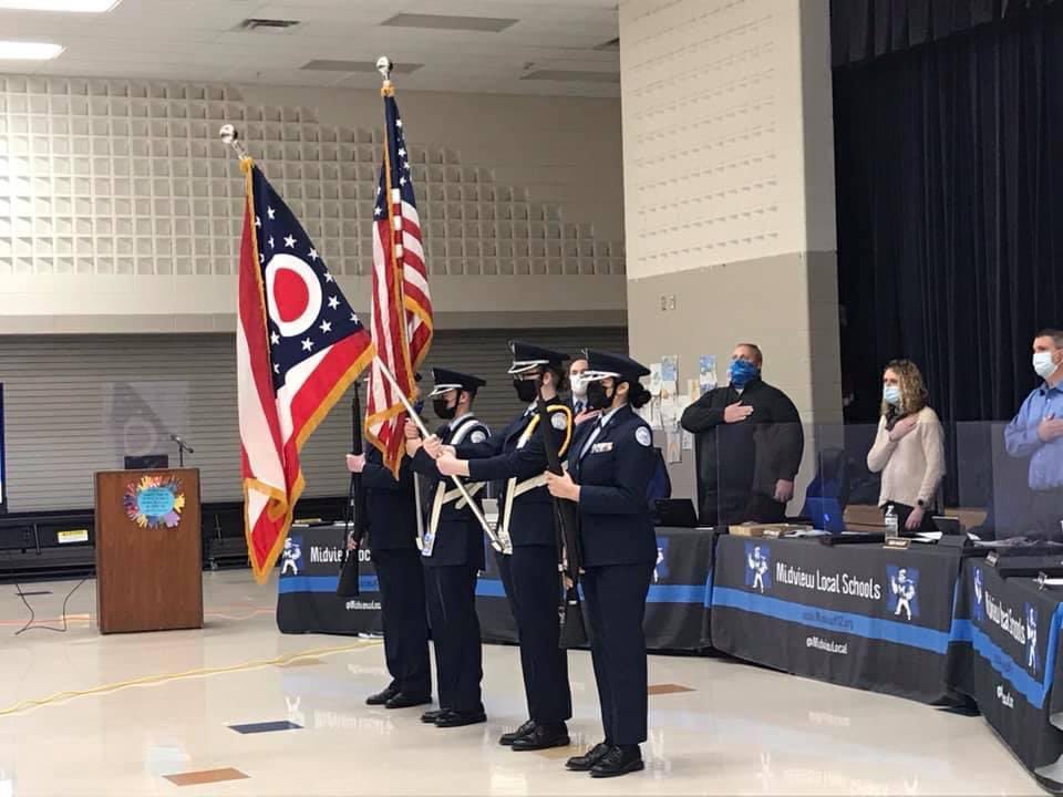 Oh041's tweet photo. Another awesome showing at the Midview School Board Meeting this evening! Great job Cadets 😍👍🏻🇺🇸 https://t.co/NsFkKI05bv